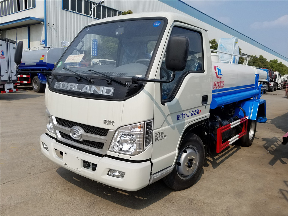 2吨福田时代小卡洒水车