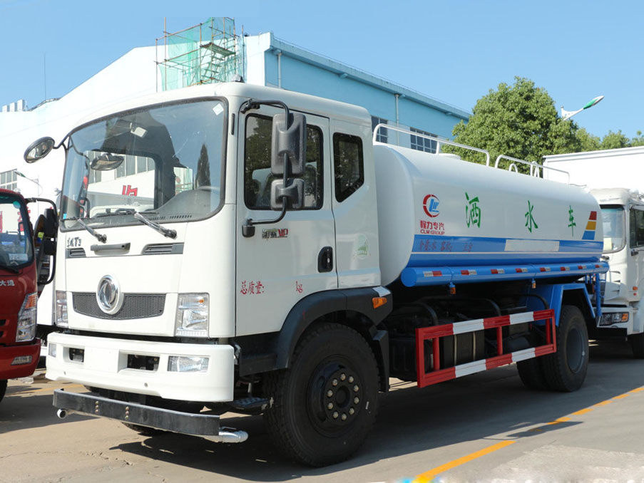 12吨东风T3洒水车