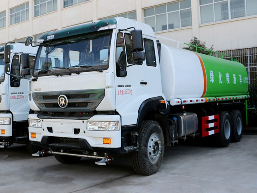 20吨重汽斯太尔洒水车