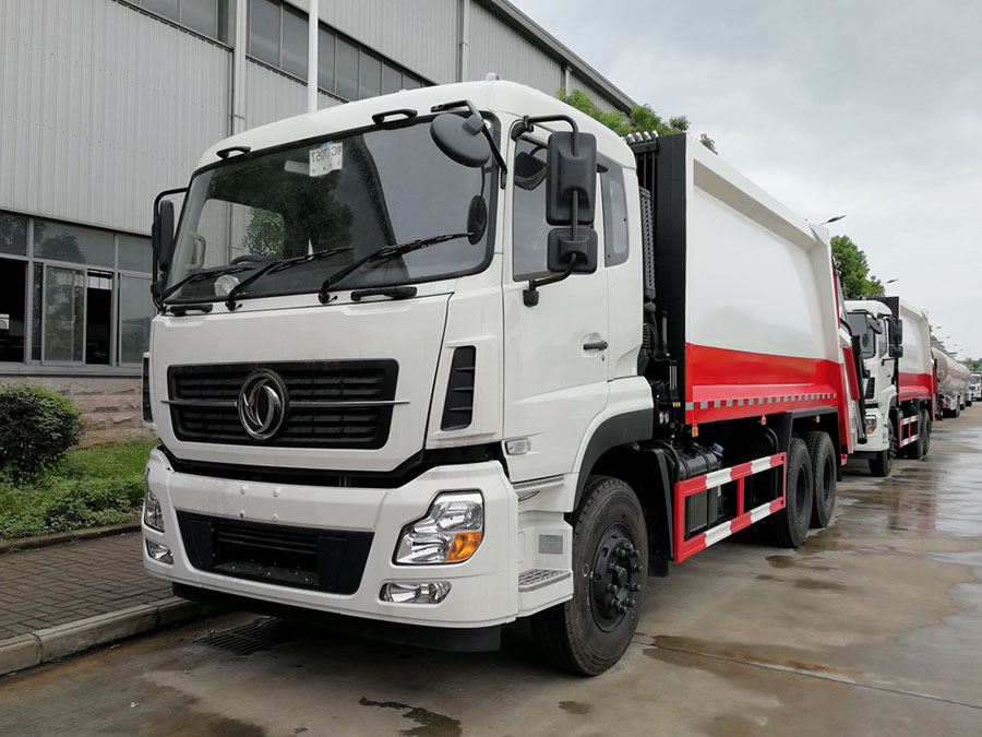 20方东风天龙压缩式垃圾车