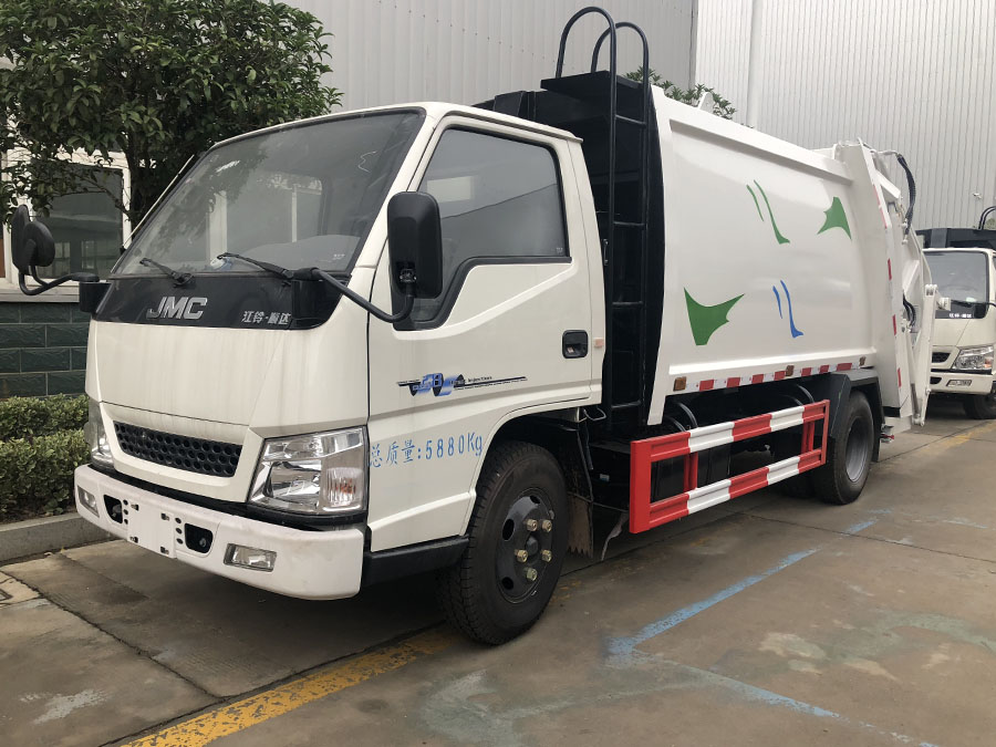 5方江铃顺达压缩式垃圾车