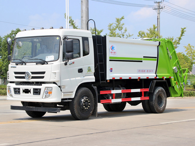 12方东风御虎压缩式垃圾车