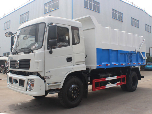 18方东风专底对接式垃圾车