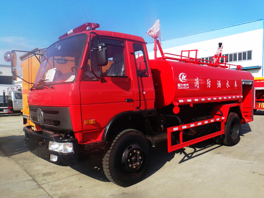 东风145消防洒水车