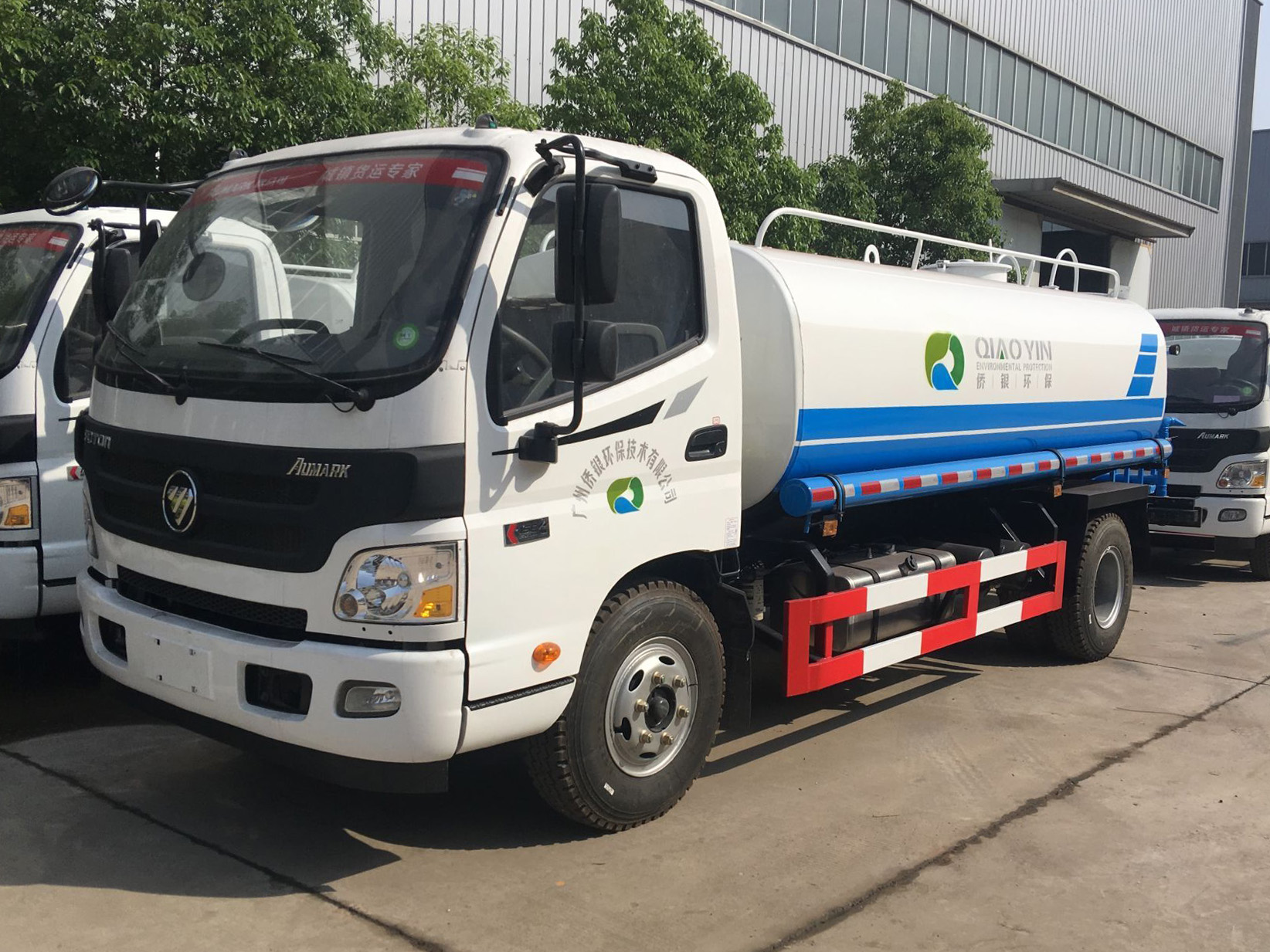 8吨福田欧马可洒水车