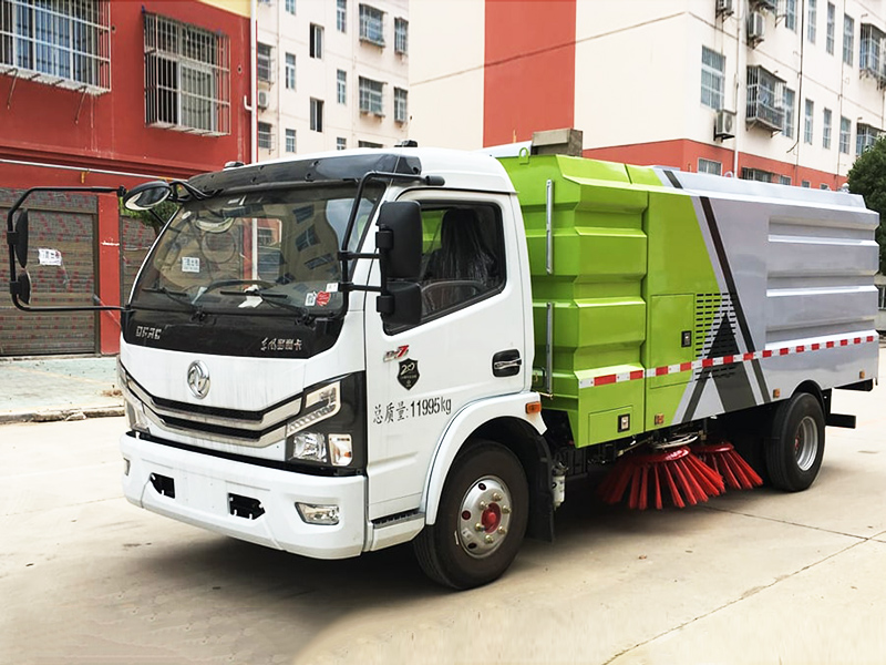 国六东风多利卡8方扫路车